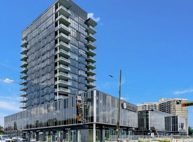 Property of the Week: 14th-floor Finery