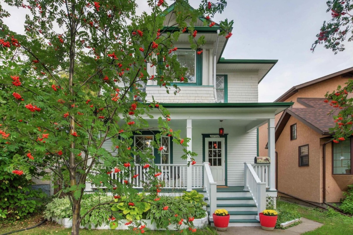 1_Exterior