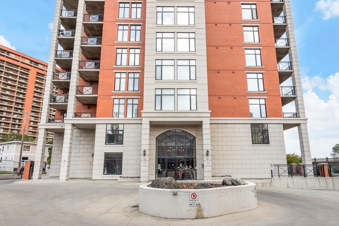 1_Exterior