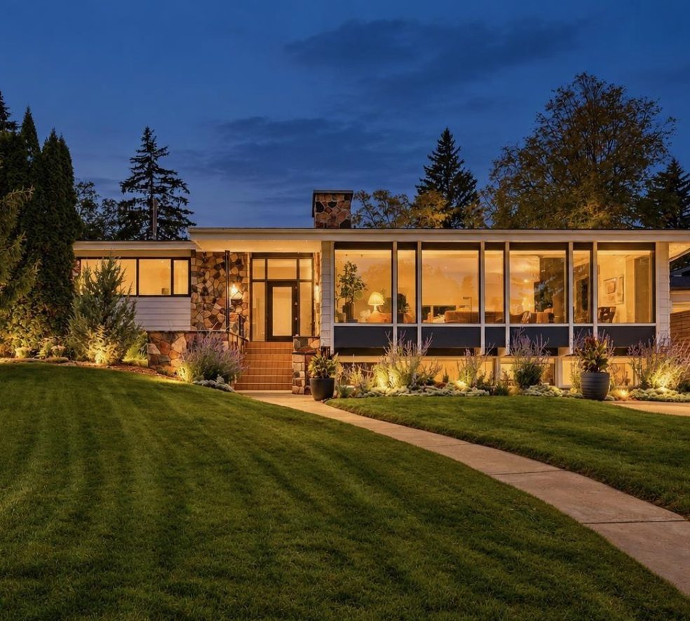 Property of the Week: Glass Houses