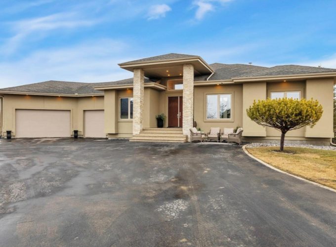 Property of the Week: Country Meets City