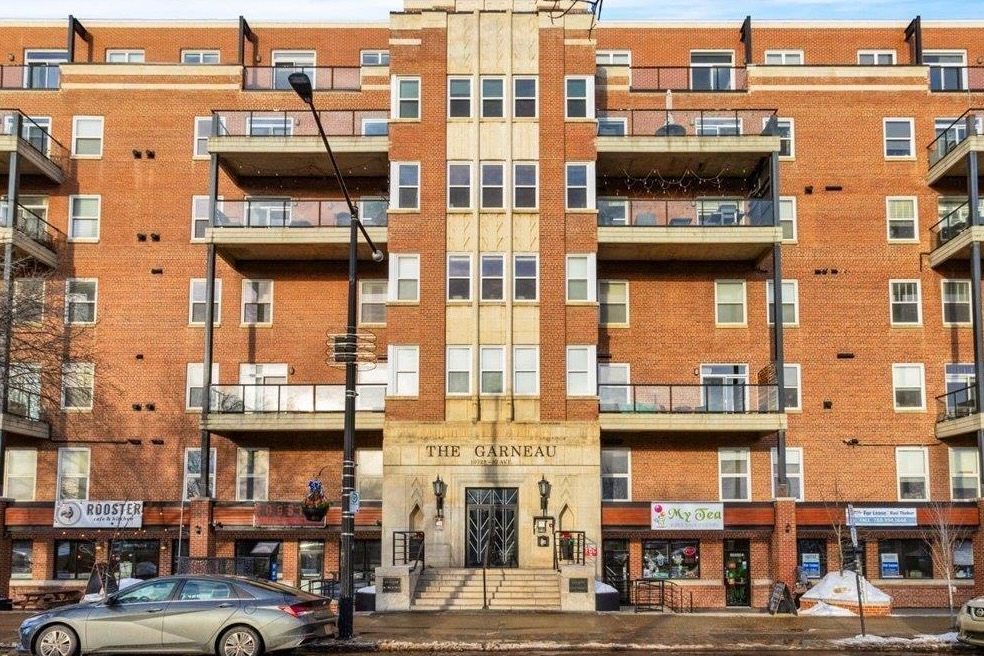 1_Exterior