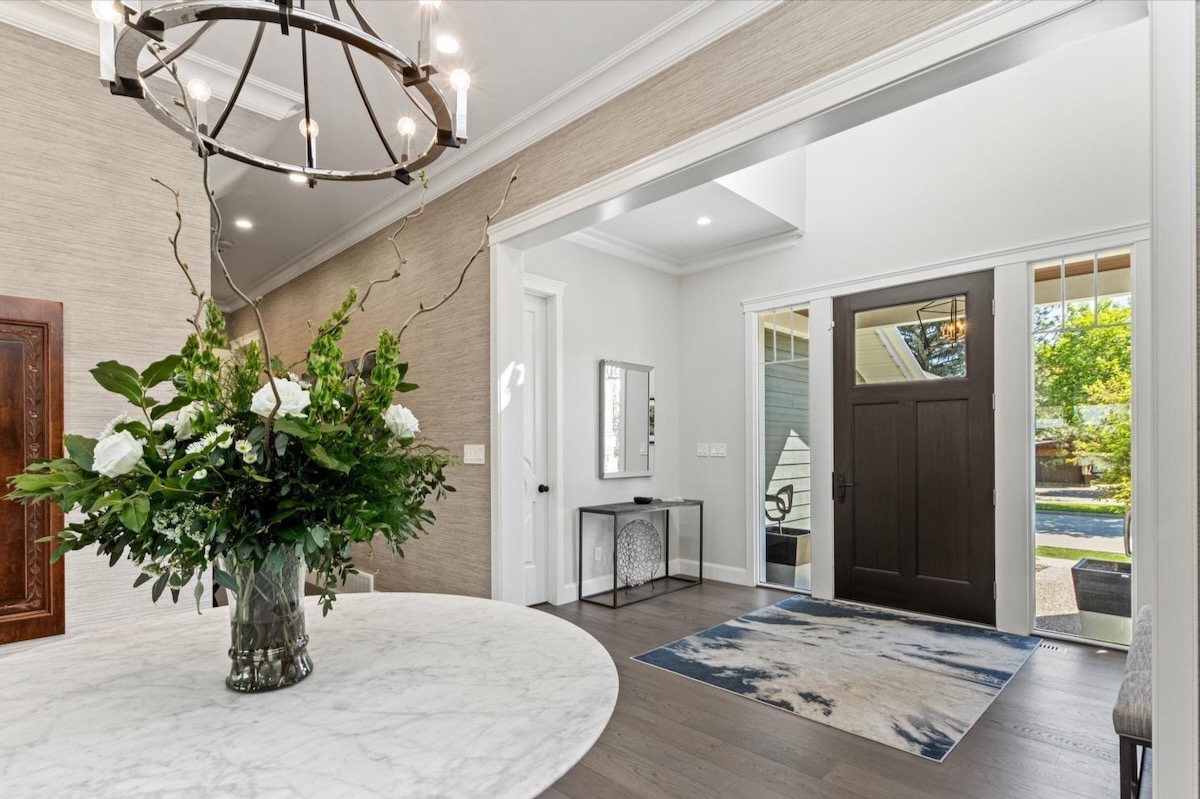 2.Entryway