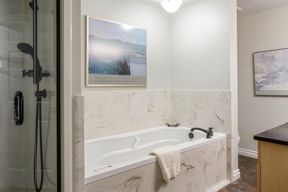 3_Bathroom