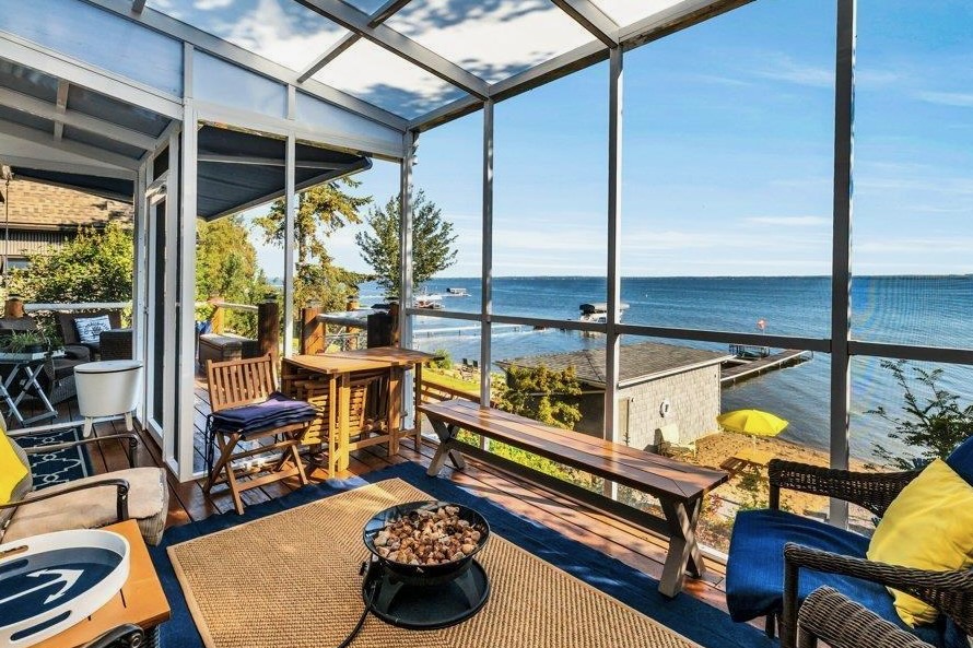 3_Sunroom