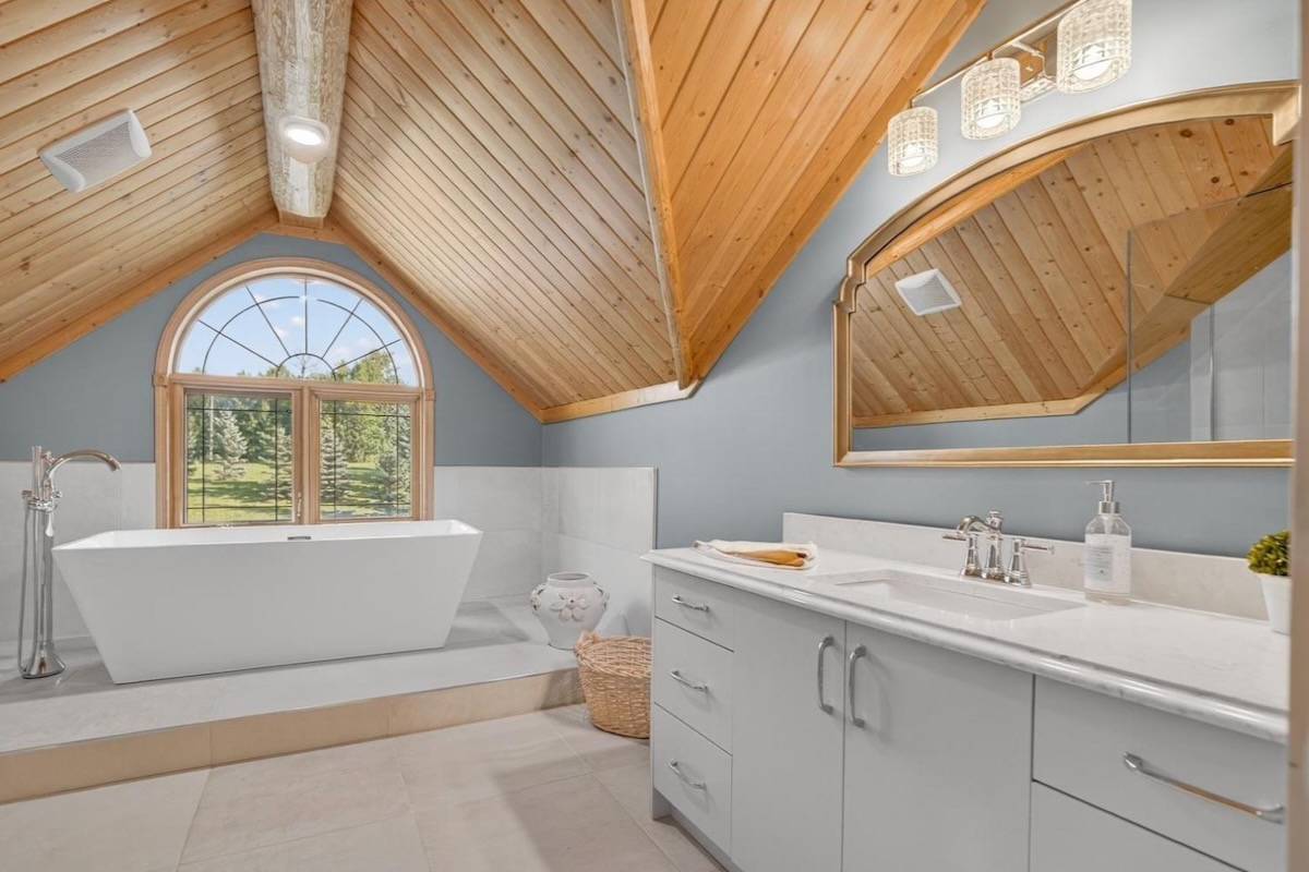 4_Bathroom