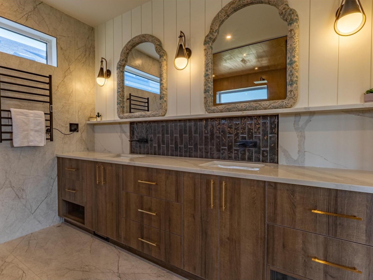 4_Bathroom