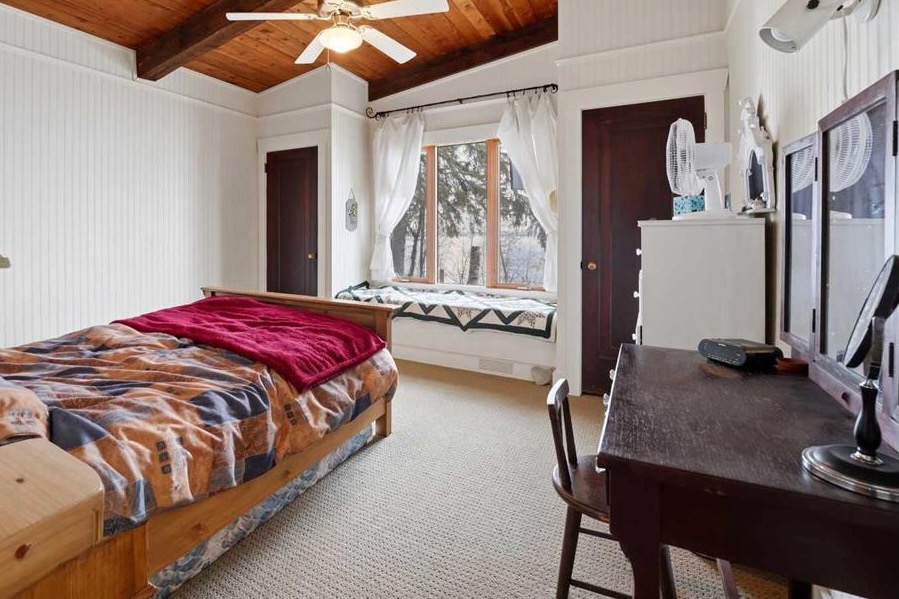 5_Bedroom