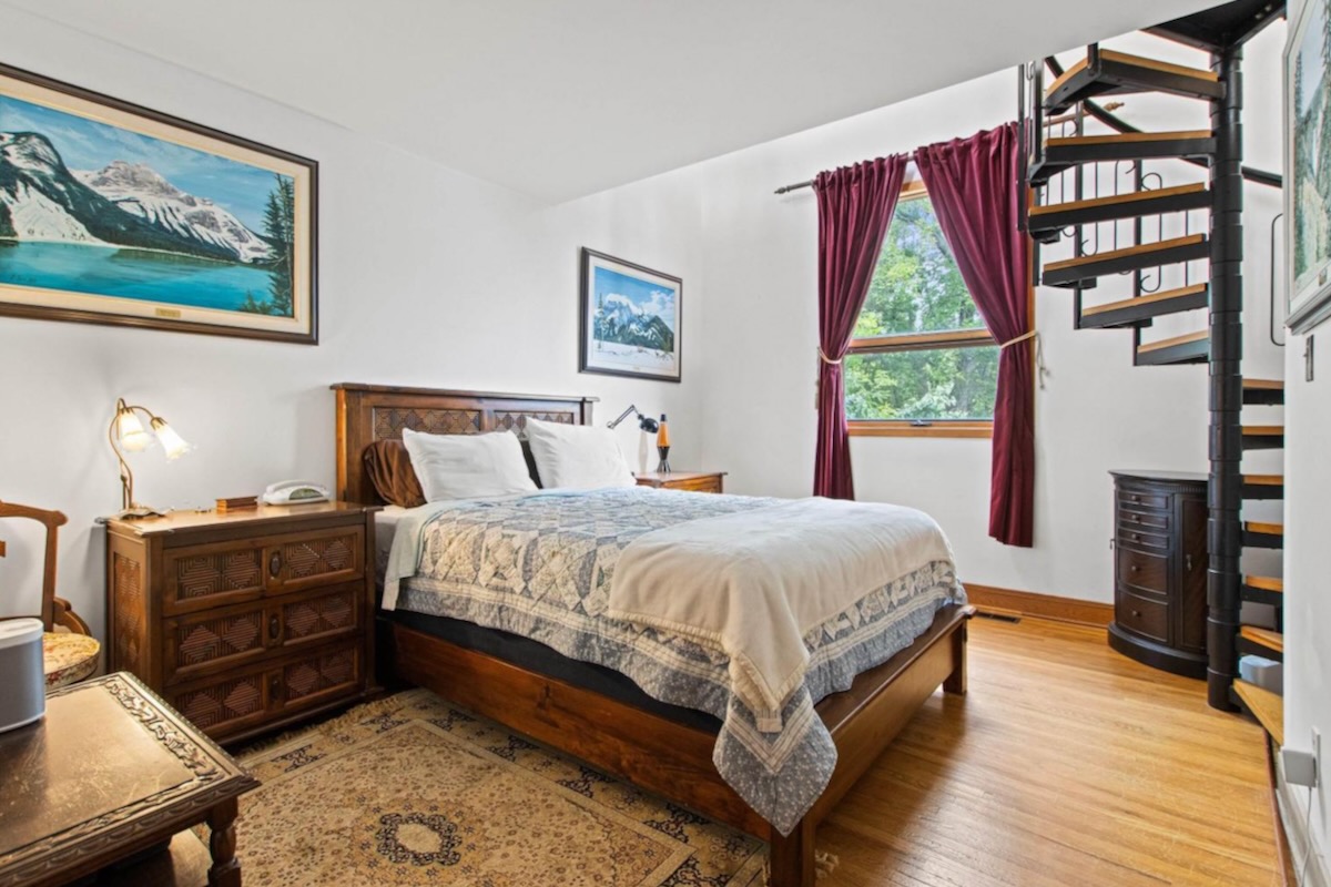 5_Bedroom
