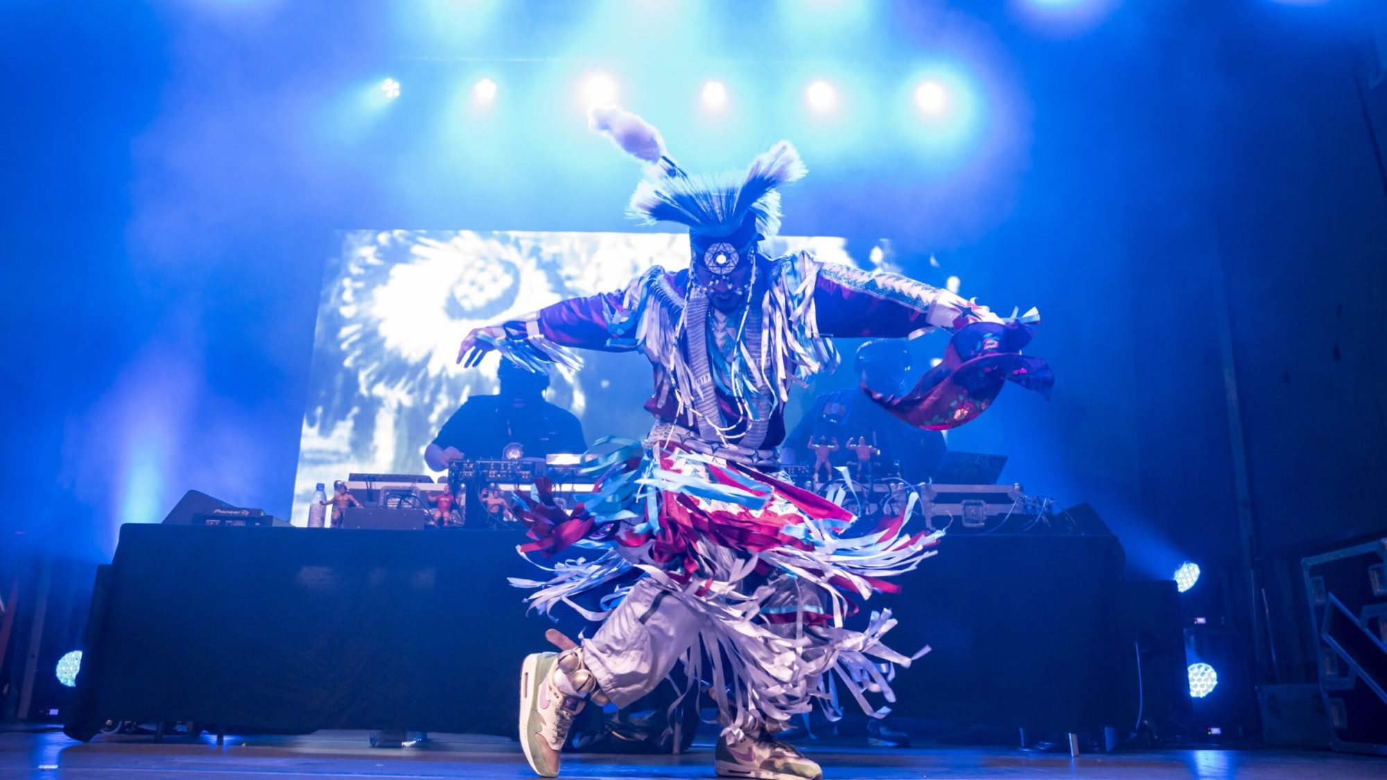 64ee2b90-1df6-4dc5-b0b0-be2b5b4ea37b