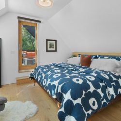 6_Bedroom