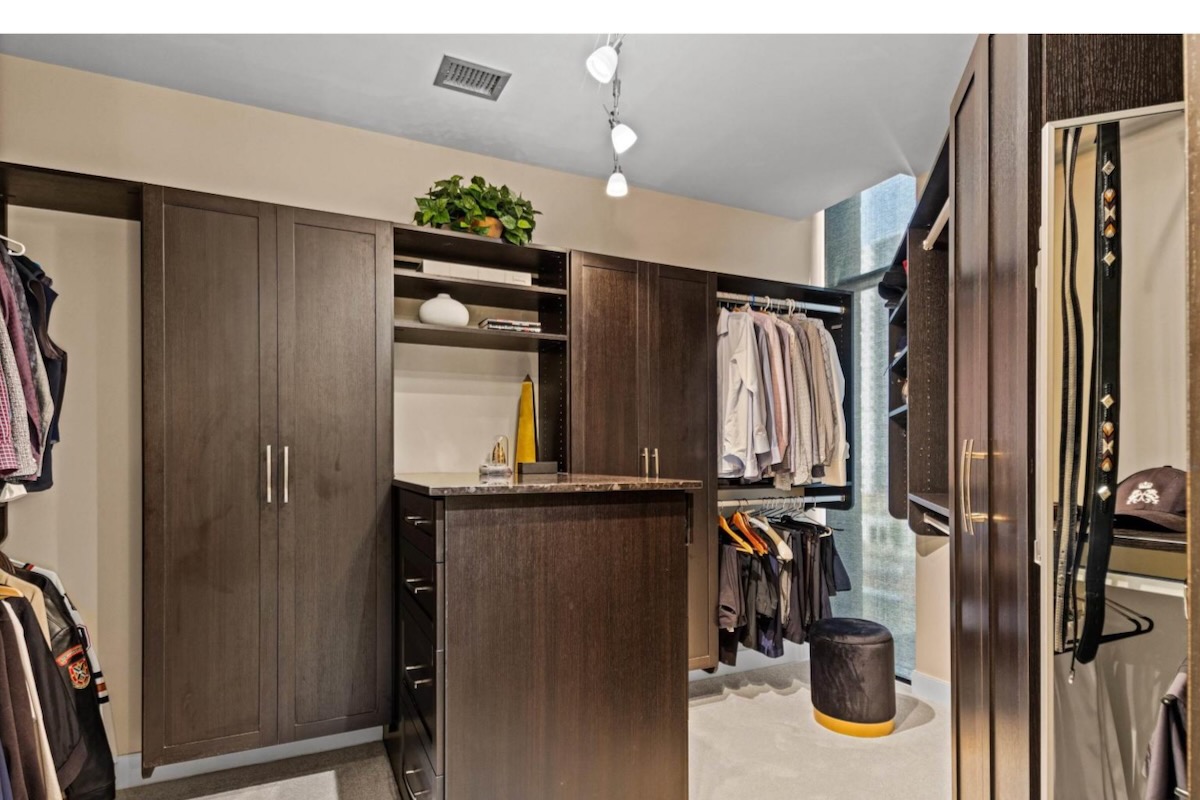 7_Closet