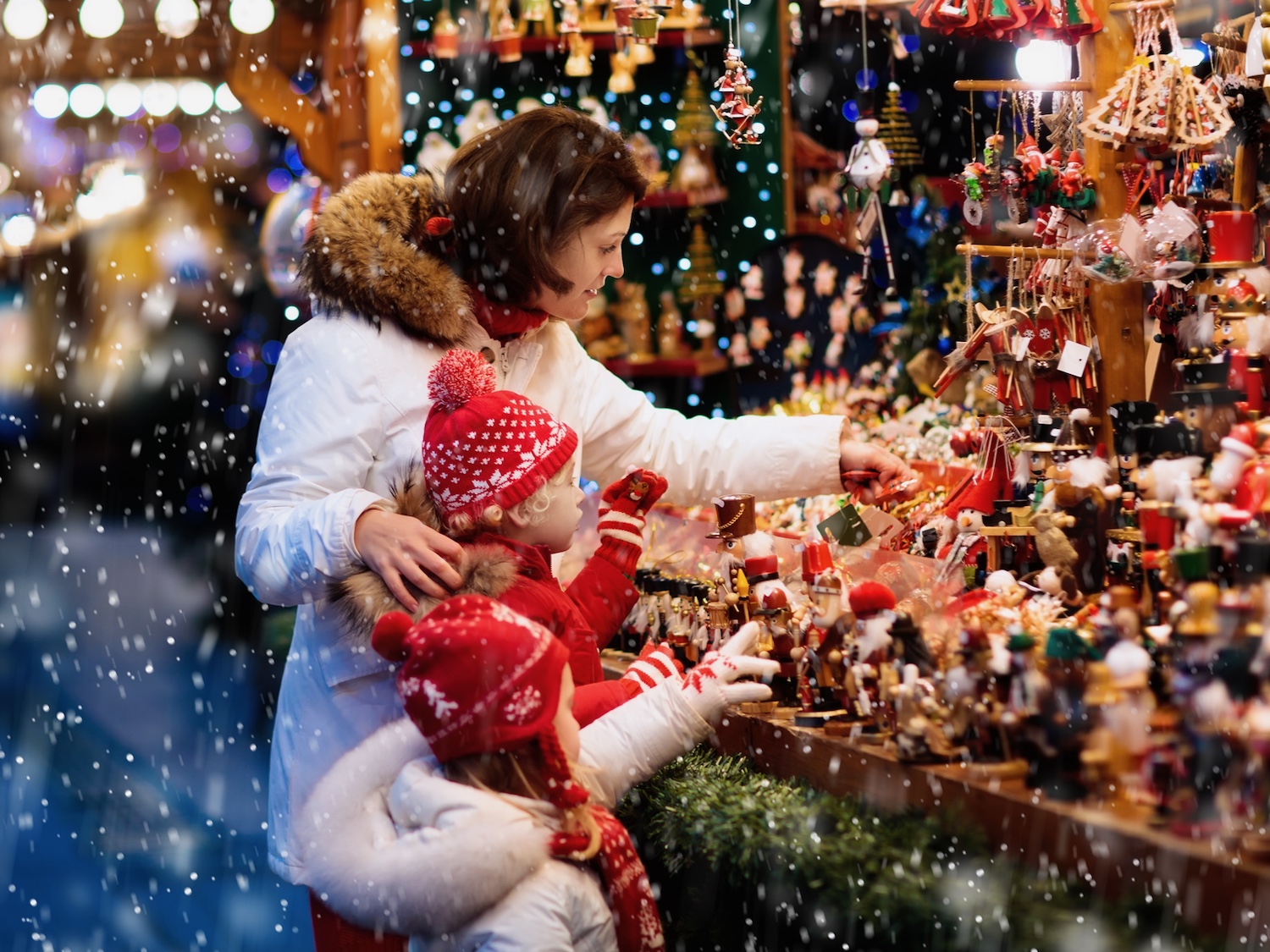 Family shopping Christmas presents