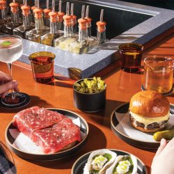 BR_KIN_Gurger_Oysters_Lox_Oysters_OnBarTop