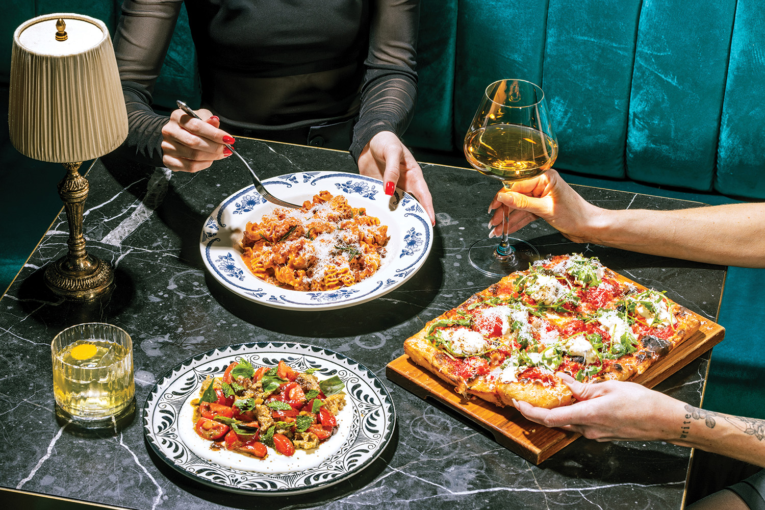 BR_NERO_Pizza_Pasta_Veggies AtTable