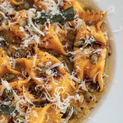 BR_Olia_WhiteBowl_Pasta_gratedCheese