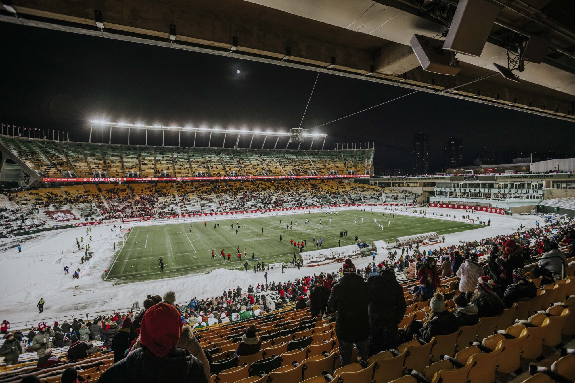 Commonwealth Stadium during a frosty warm-up session.   That's an oxymoron. We know.