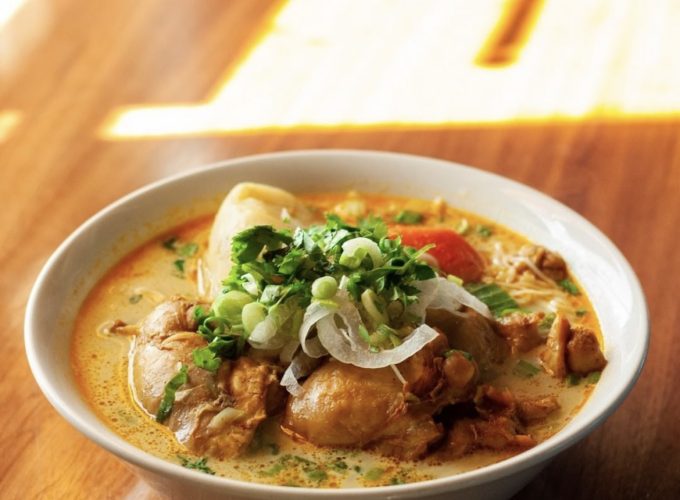 Best Things to Eat: Chicken Curry Soup from Phobulous