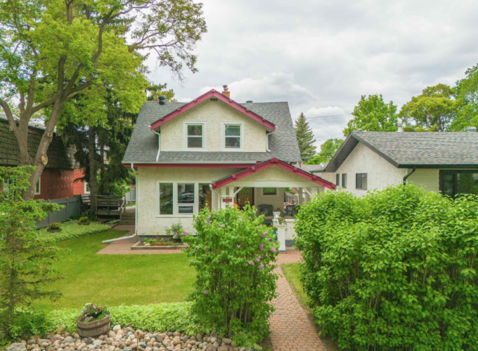 Property of the Week: Crestwood Character