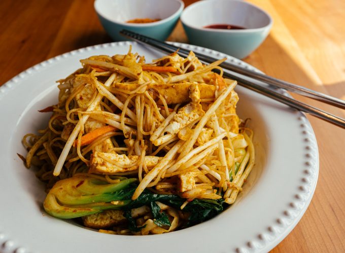 Best Things to Eat: Singapore Noodles from Padmanadi