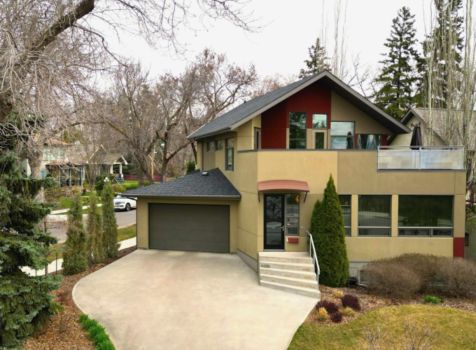 Property of the Week: Bold Angles and Custom Comforts in Highlands