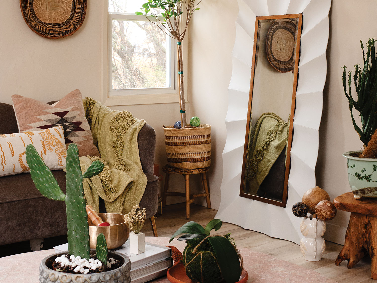 EDIFY_May-2026_Look-2