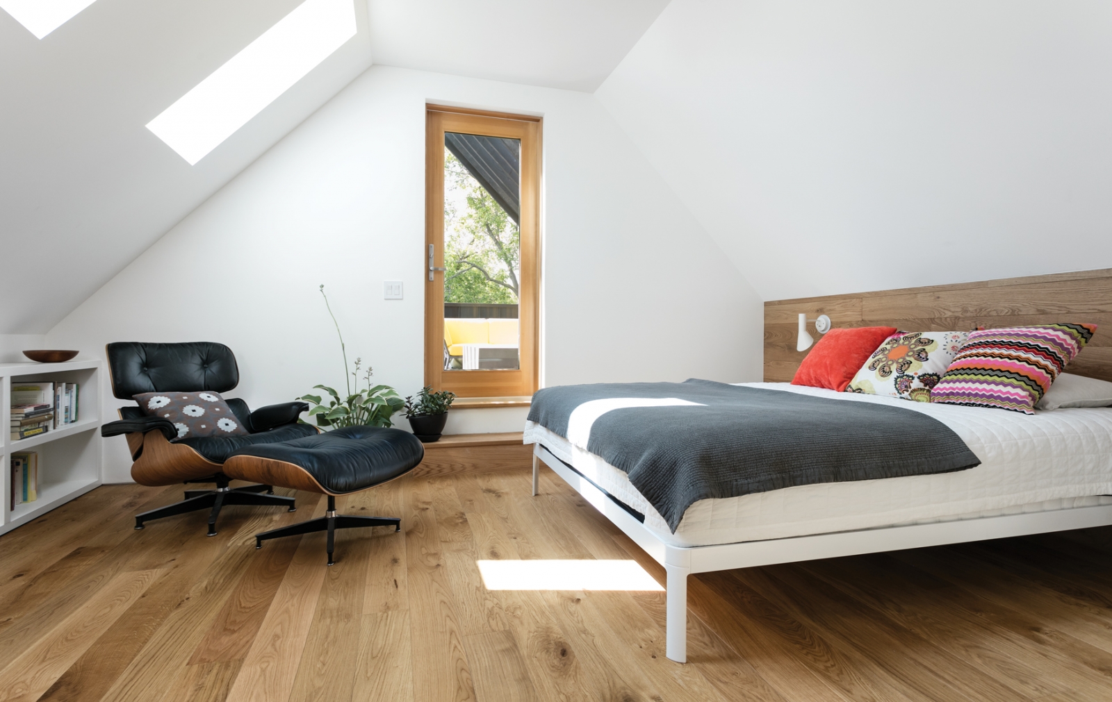 FOR-WEB_20170628_1364_Euna_Kang_House_6339_shpmr20_deSATcomp-HR