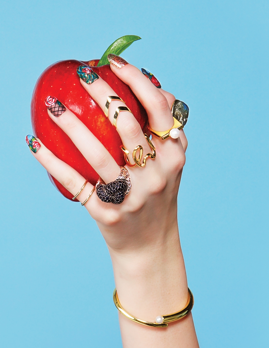 Fashion_Put-A-Ring_Luxury2