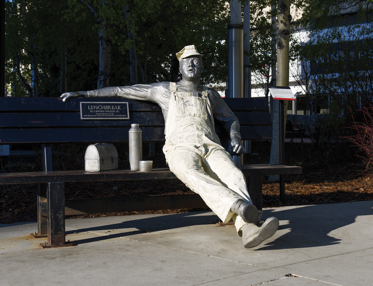 Conversation Piece: “Lunchbreak” by Seward Johnson | Edify.