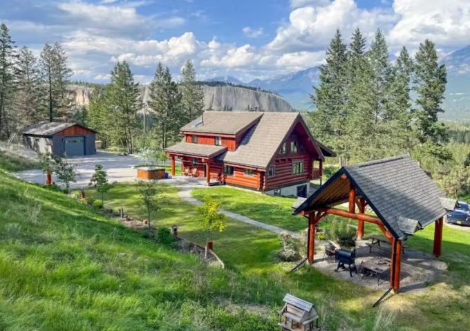 Second Property of the Week: Making Mountain Memories