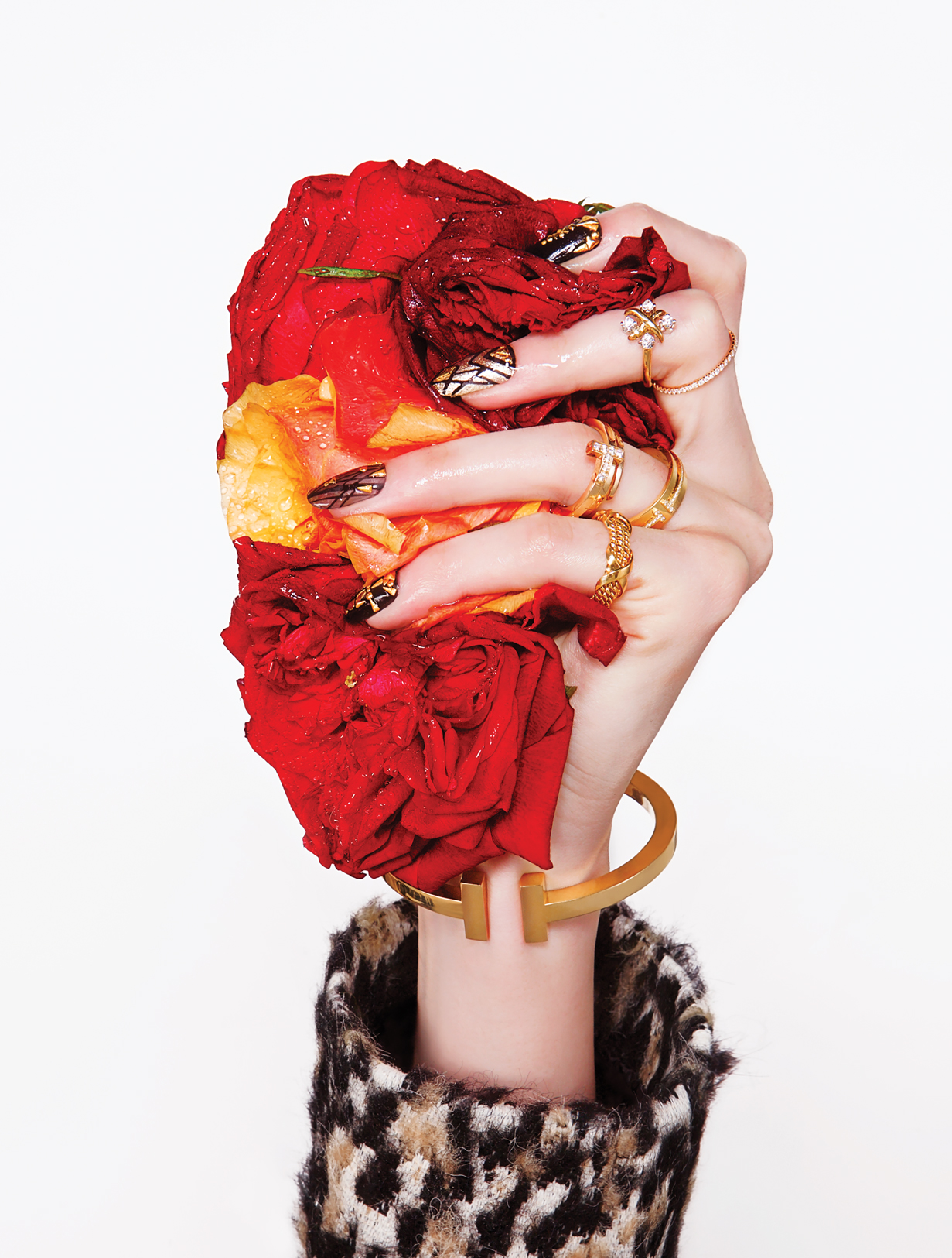 Fashion_Put-A-Ring_Luxury4