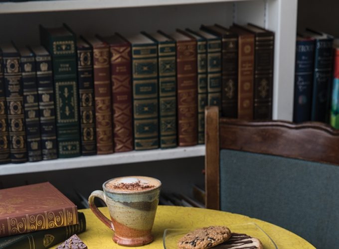 Cozy Cafe: Mandolin Book & Coffee Co.