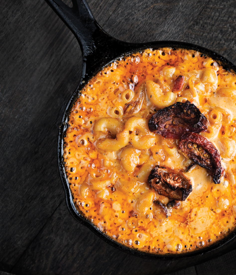 Food_Dine-Out_5-Mac-And-Cheese_00