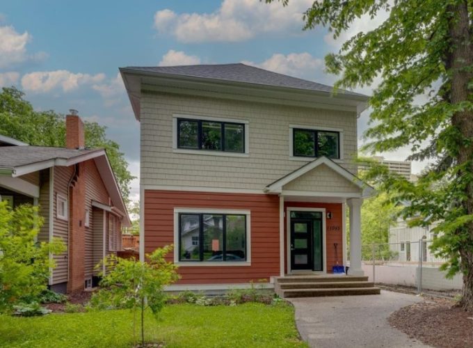 Property of the Week: Garneau Surprise