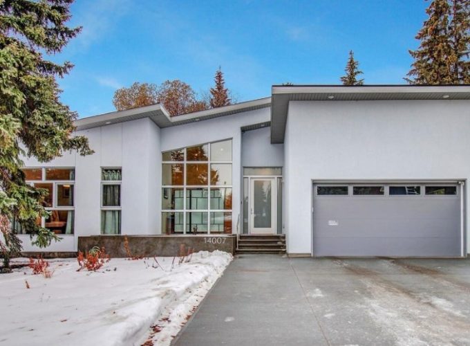 Property of the Week: Not-So-Old Glenora