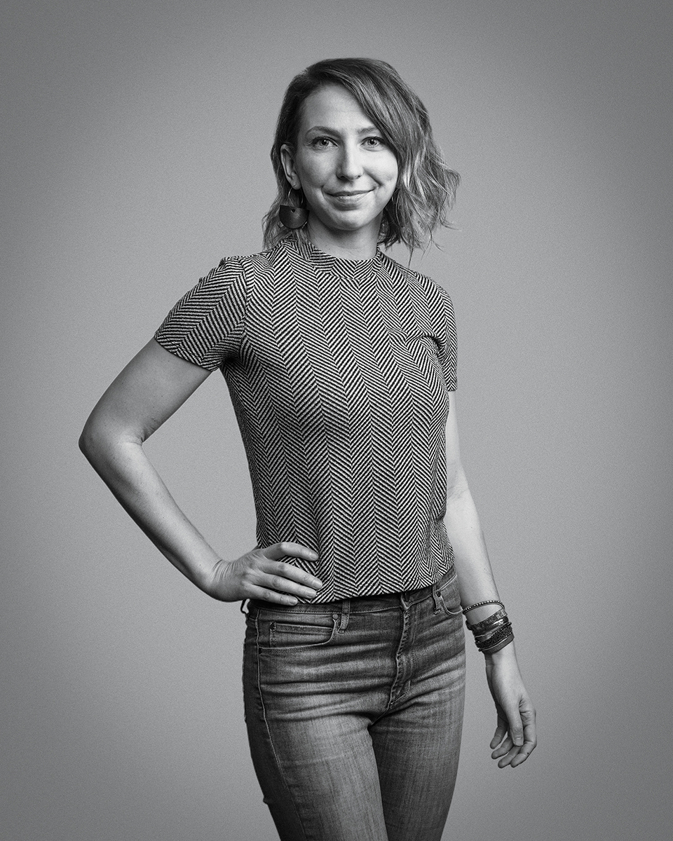 GoodGoods_AgaWajda-Plytta_Standing_HandOnHip_BW