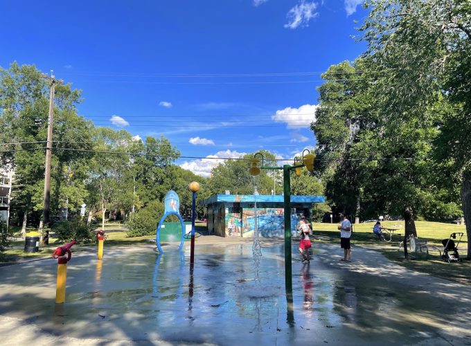 Five Small Parks in Wîhkwêntôwin