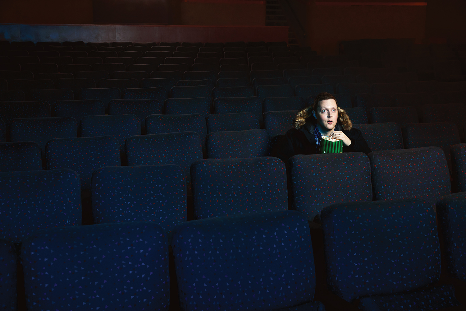 Kurt McLeod_InBlackTheatre_wPopcorn