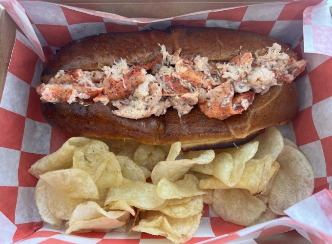 The Lobster (Roll)