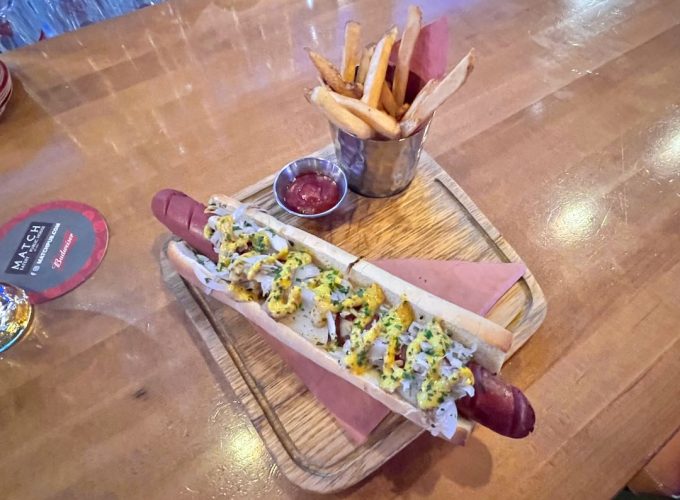 Pre-Game Eats: The Two-Handed Hotdog