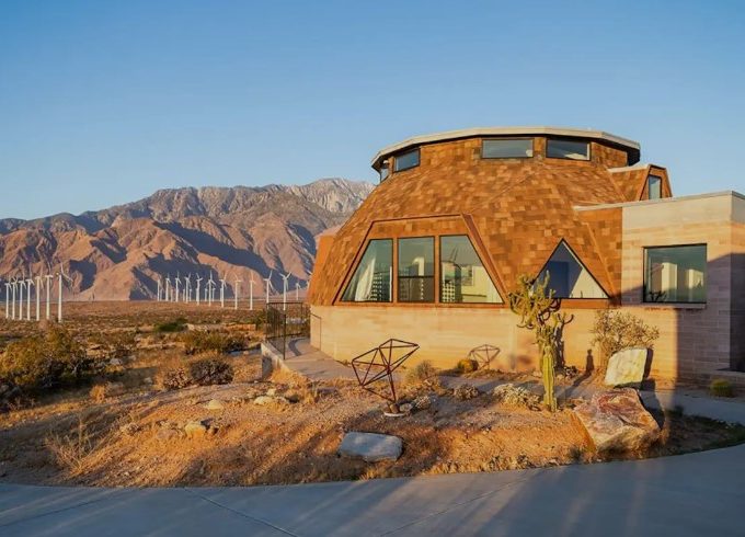 Vacation of the Week: Palm Springs Dome Home Retreat