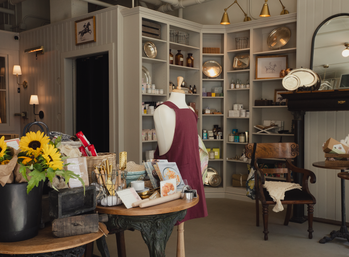 Shop Around the Corner: Post and Brood