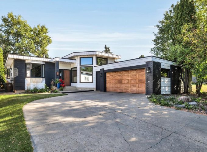 Property of the Week: Wooden Wonder in St. Albert