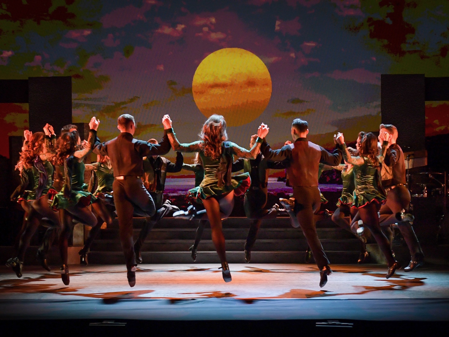 Riverdance, Reel around the Sun