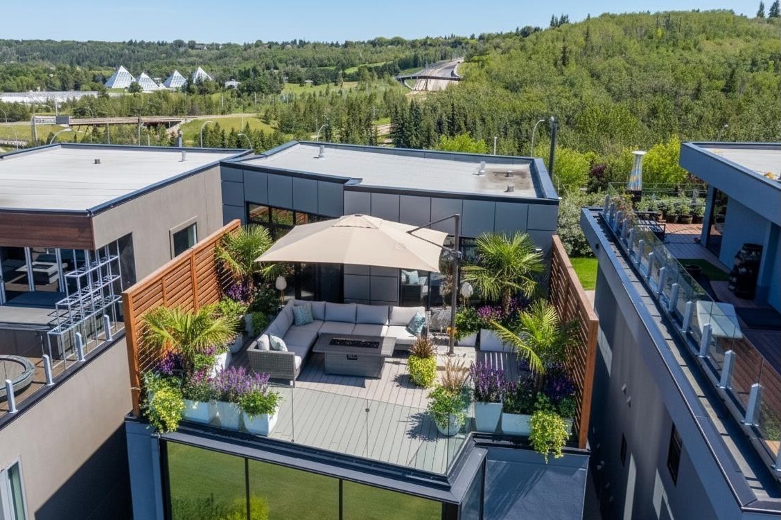 Rooftop-Summer-Oasis