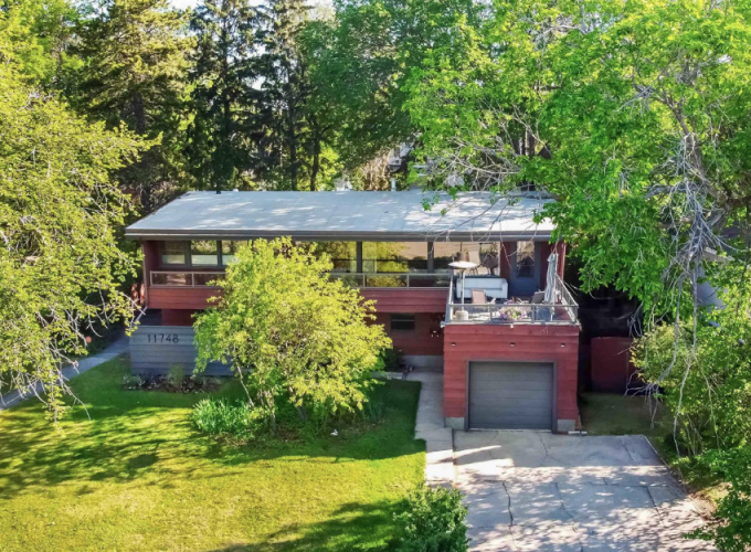 Property of the Week: A Treetop Hideaway in Windsor Park