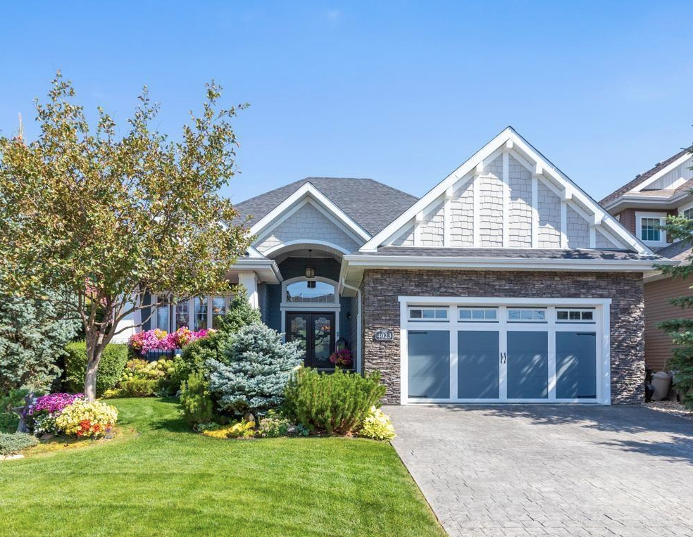 Property of the Week: Behind the Blue Door