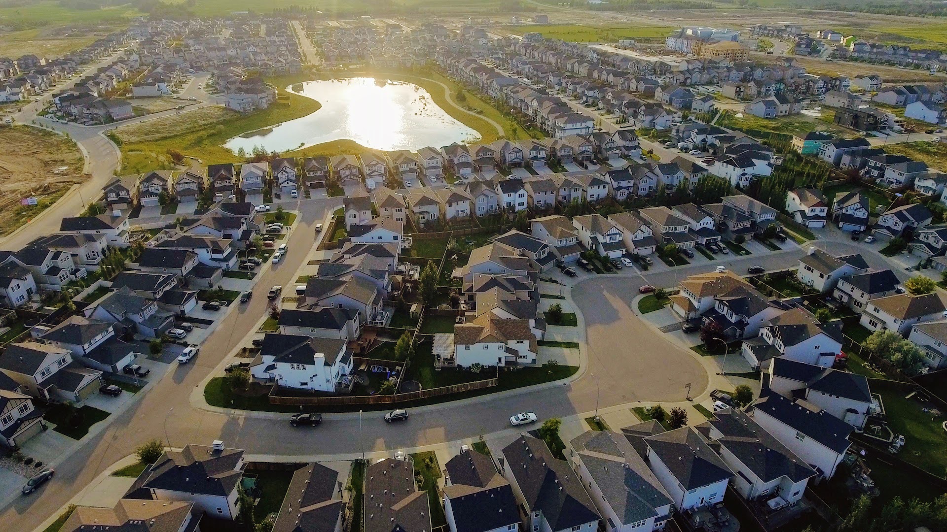 Secord_VideoScreens_Imagine3D_2019092&_Patio.00_00_01_18.Still001 (1)