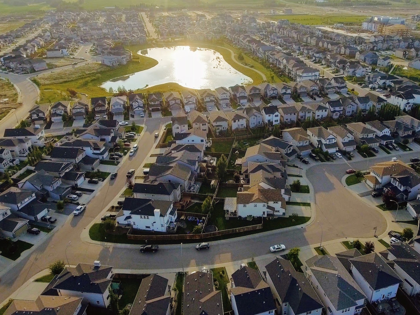 Secord_VideoScreens_Imagine3D_2019092&_Patio.00_00_01_18.Still001