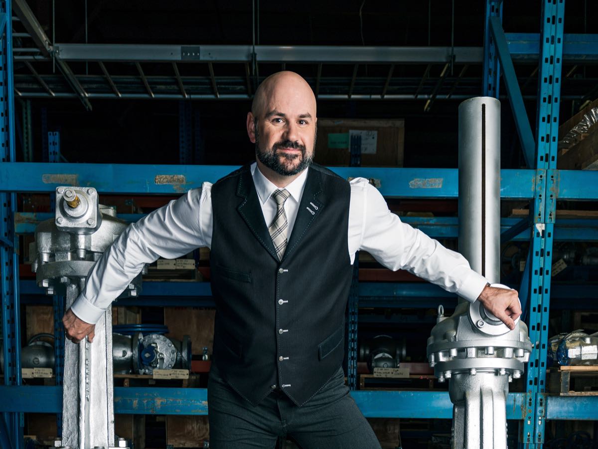 T40_2021_KenBraget_cropped-4x3